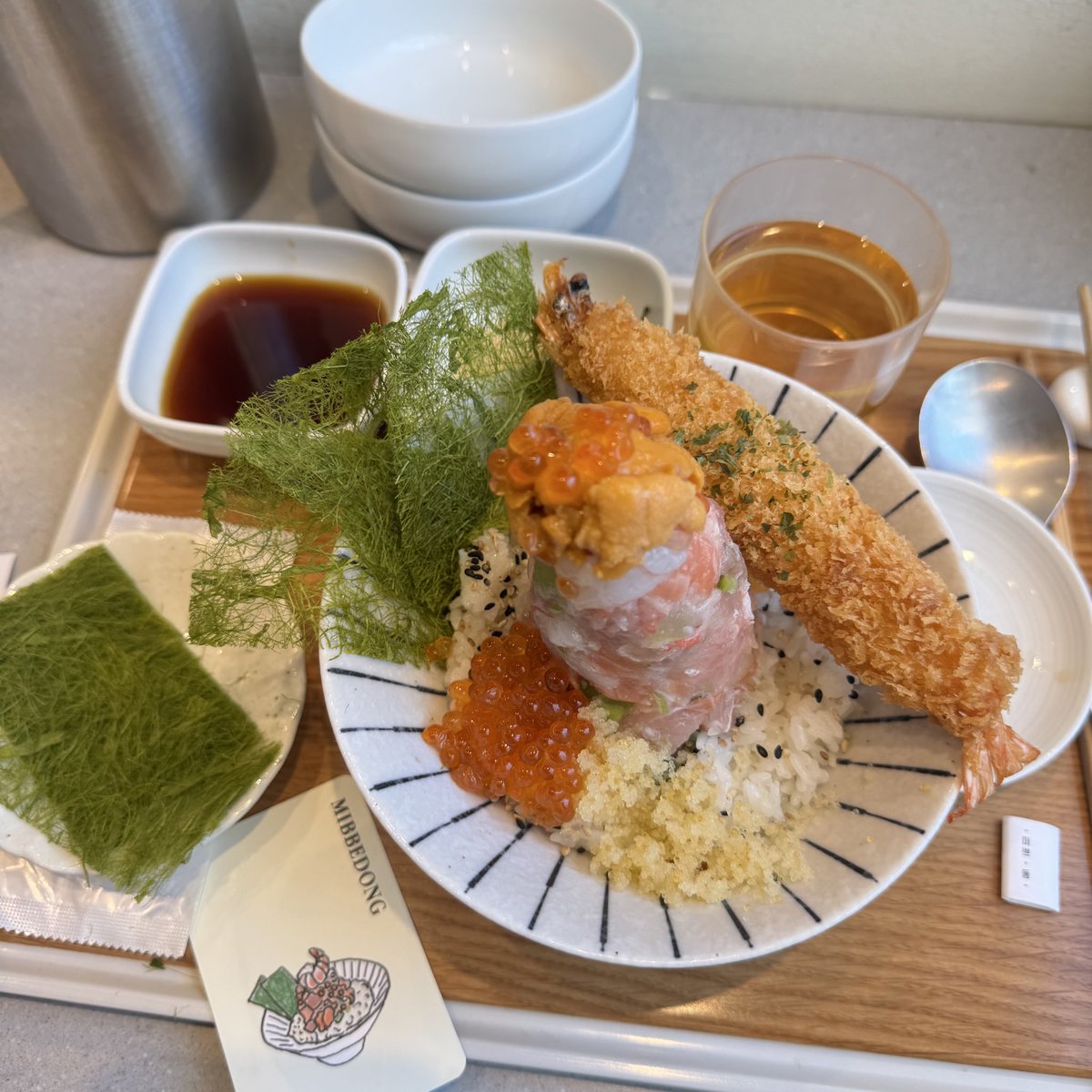 letmevalentineu's tweet photo. รัก 미쁘동 มากกก ยกให้เปนร้��นที่อร่อยทิสุดในเกาหลี มี 2 สาขาอยู่ยอนนัมกับ seoul forest แต่ยอนนัมรันคิวเร็วกว่ามาก ๆ <3 กินเสร็จรีวิวใน naver maps / google maps ได้ขนมเป็น complimentary ♡♡ ร้านรับแต่เงินสดนะคะ https://t.co/jKqsGO2wPK