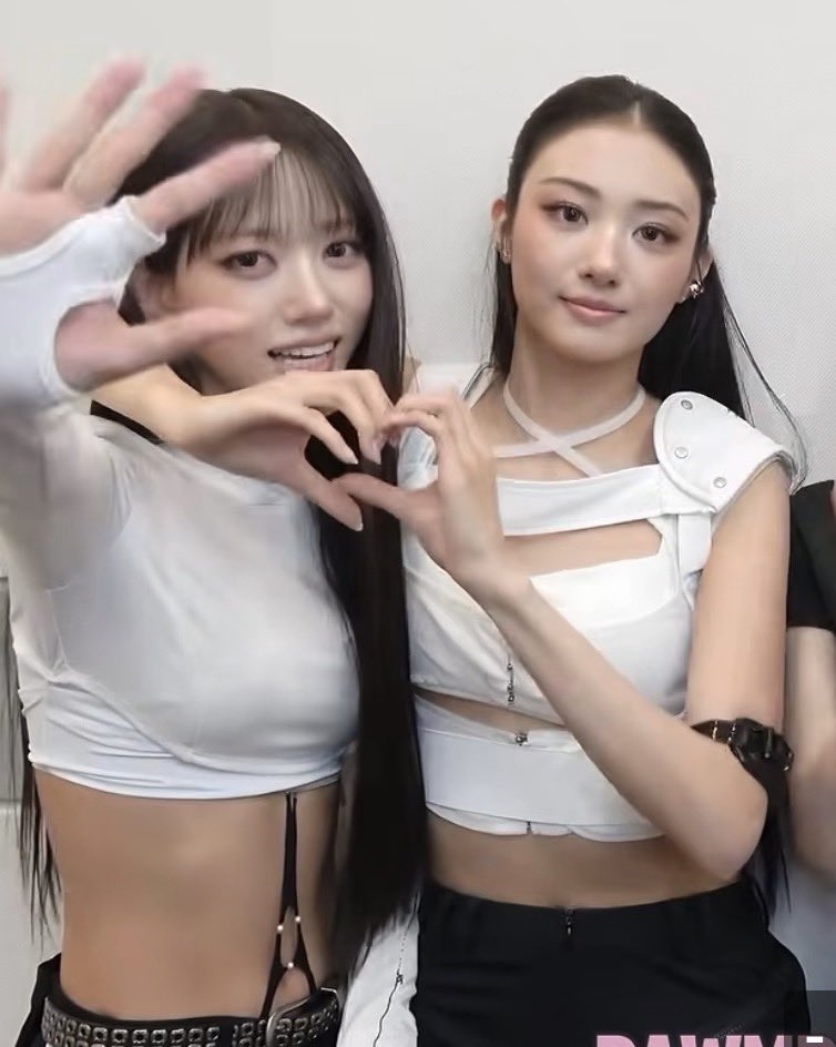 sooinabzx's tweet photo. gasooz headlock heart https://t.co/MJkuPJvKua