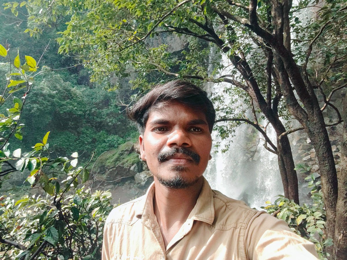 mr_maha_'s tweet photo. मसला सारा सुकूुन का है
वरना जिंदगी तो हर कोई काट रहा है 🌿❤️‍🩹 https://t.co/7pYVoIX3dx