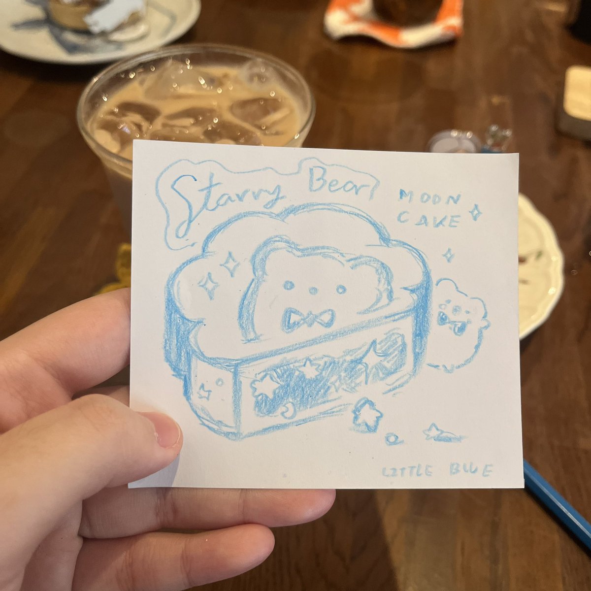 LittleBlue_1983's tweet photo. #LittleBlueDiary

ออกไปเยียวยาใจหลังตรวจสุขภาพมาค่ะ ร้าน@gimbochaได้มาลองขนมไหว้พระจันทร์แล้ว อร่อยมาก😭💕 https://t.co/03ycnRtJw3