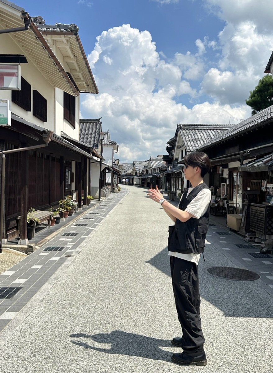 m_f_sahi's tweet photo. 聖地巡礼して同じ感じで写真撮りたすぎる📸 https://t.co/df1fbxKvcY