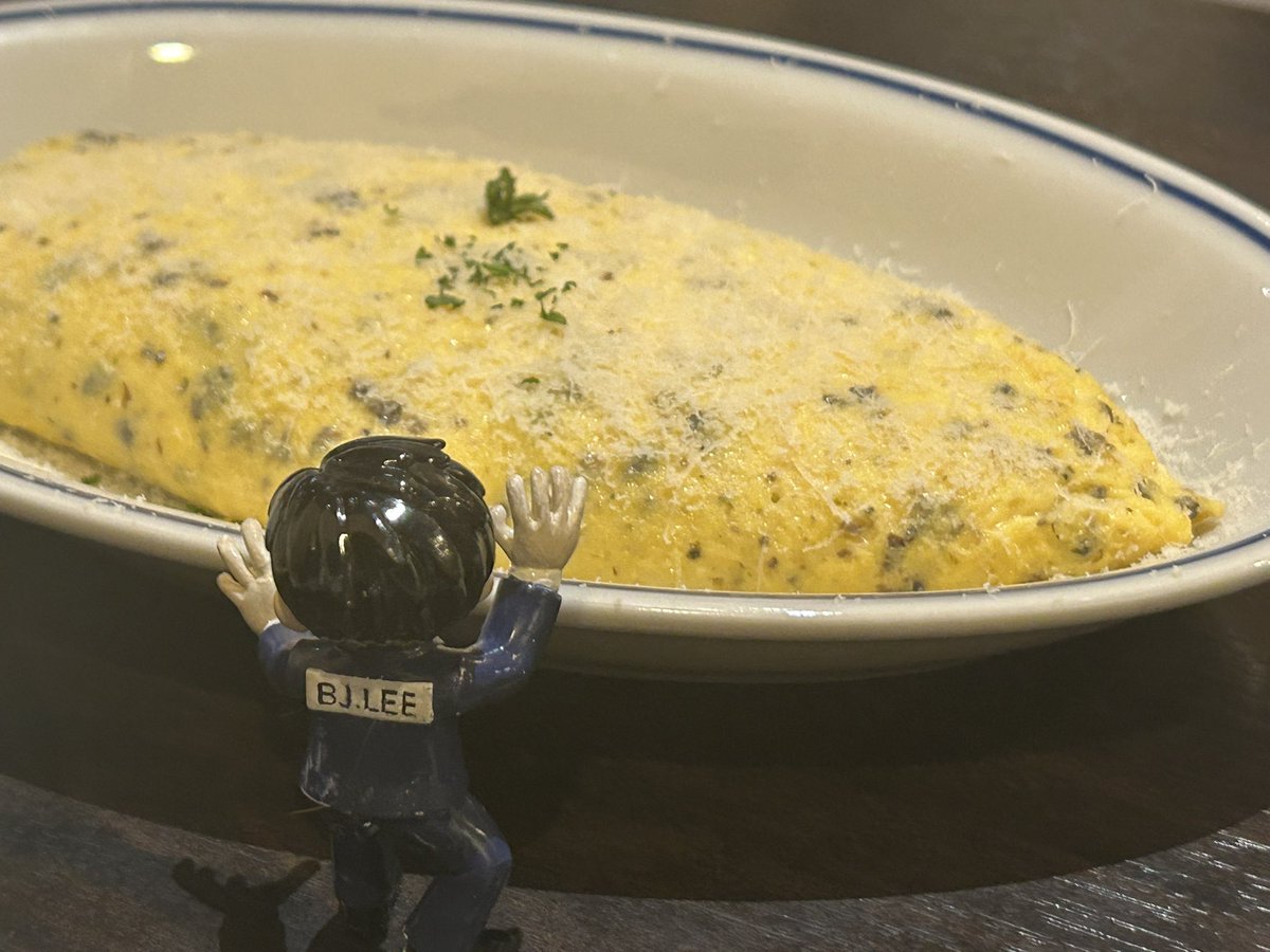 spoon353's tweet photo. #おさんぽBJ ×イタリアン🇮🇹

元ボスと元同僚と2年ぶりの再会。
あの頃、毎日なにかしら爆笑してお腹いたいお腹いたいって涙目で笑ってた🤣

とにかくキャラの濃すぎる人が多い会社だったから思い出がたくさん。😊

今日も当時をうっすら思い出すだけで吹き出してしまってw https://t.co/yLeJYP3Elw