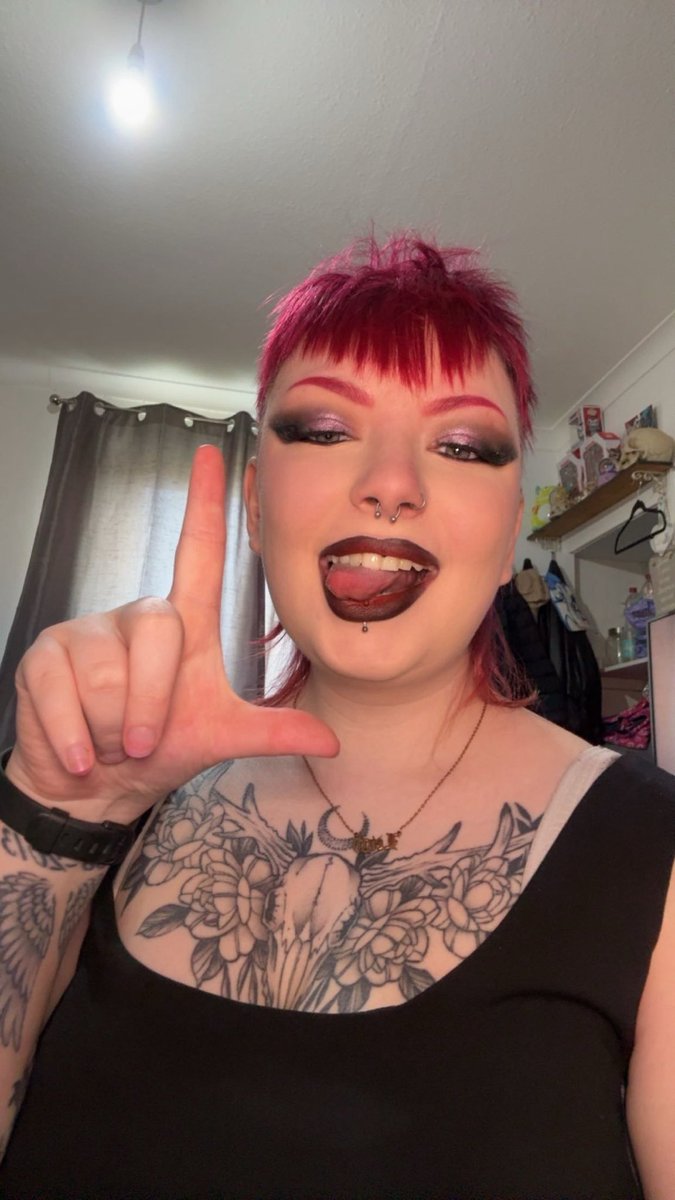 Sarah_Duke20's tweet photo. Just an FYI, this is what you’re missing out on😈🖤 https://t.co/9jDpY129kH