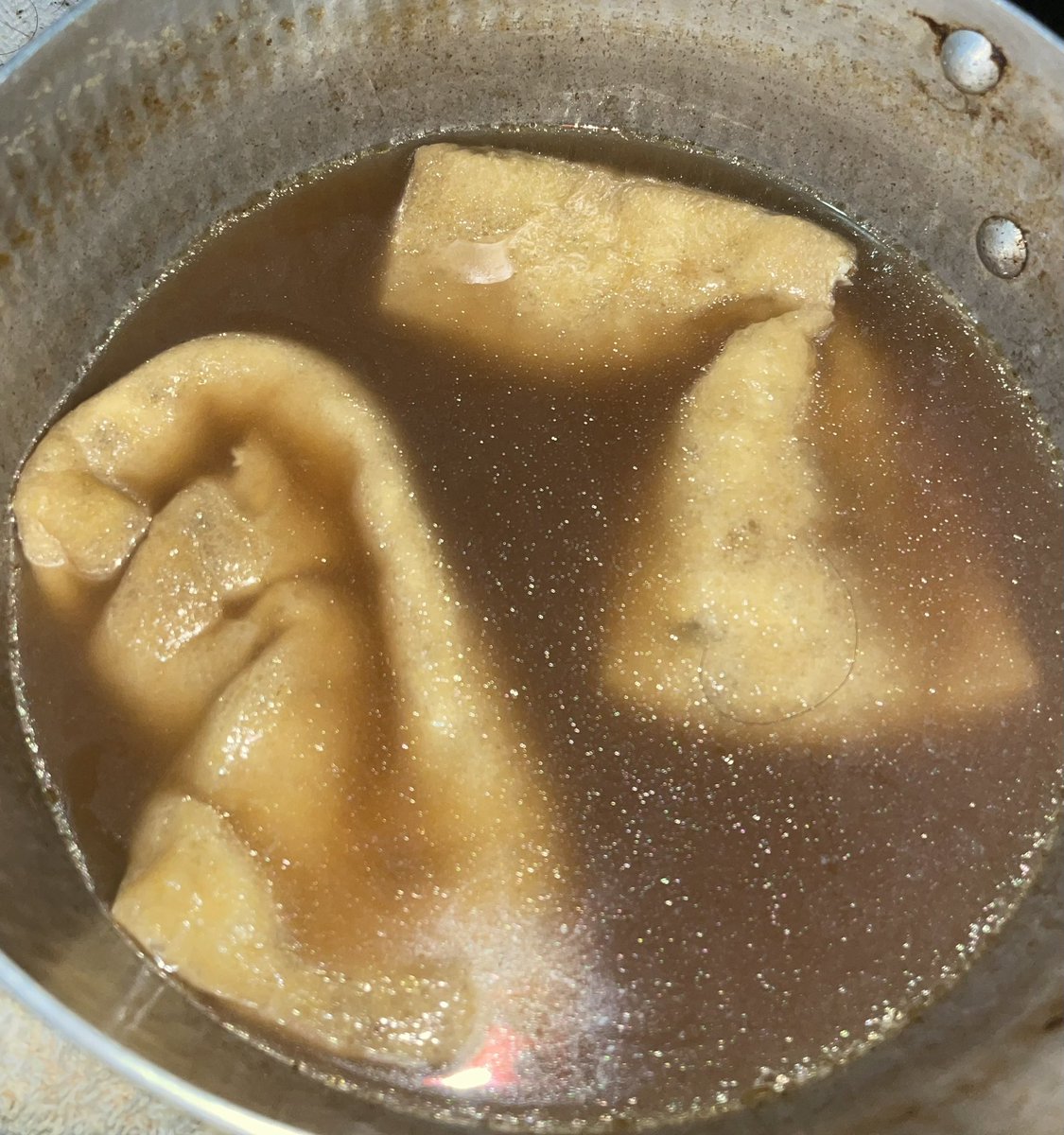 remitimer's tweet photo. いつぞやの油揚げ

#いつぞや
#油揚げ
#水
#500ml
#めんつゆ
#2倍濃縮
#125ml
#砂糖
#50g
#9月10日 https://t.co/xP0NFqUgQ5