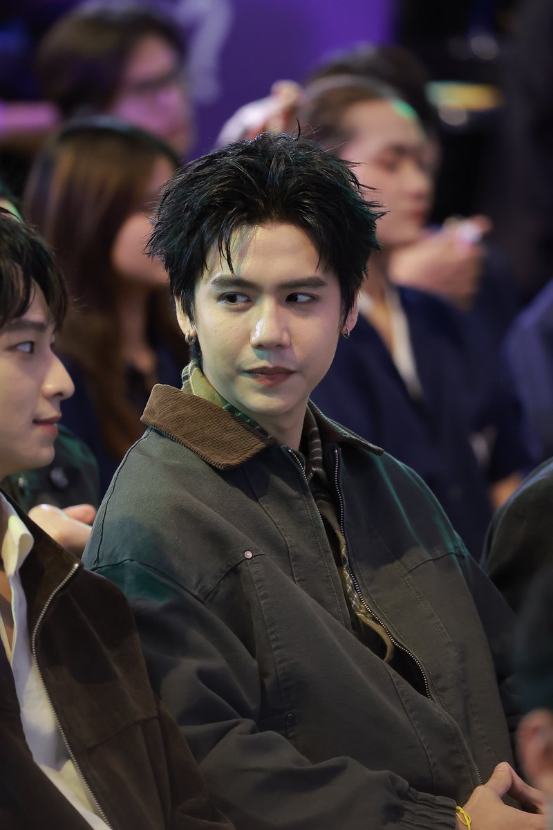 haritfanclub's tweet photo. มองตลอด กลัวหายแหละ

SINGCHIMON IN SIAMONSCREEN

#SIAMONSCREEN #SOS
#สยามออนสกรีน #กรมส่งเสริมวัฒนธรรม #กระทรวงวัฒนธรรม
#ssingss #张翊昕 #SingHarit #ซิงหฤษฎ์
#ชิม่อนไงจะใครหล่ะ #chimonac #ChimonWachirawit https://t.co/EfGMqkS4Dz
