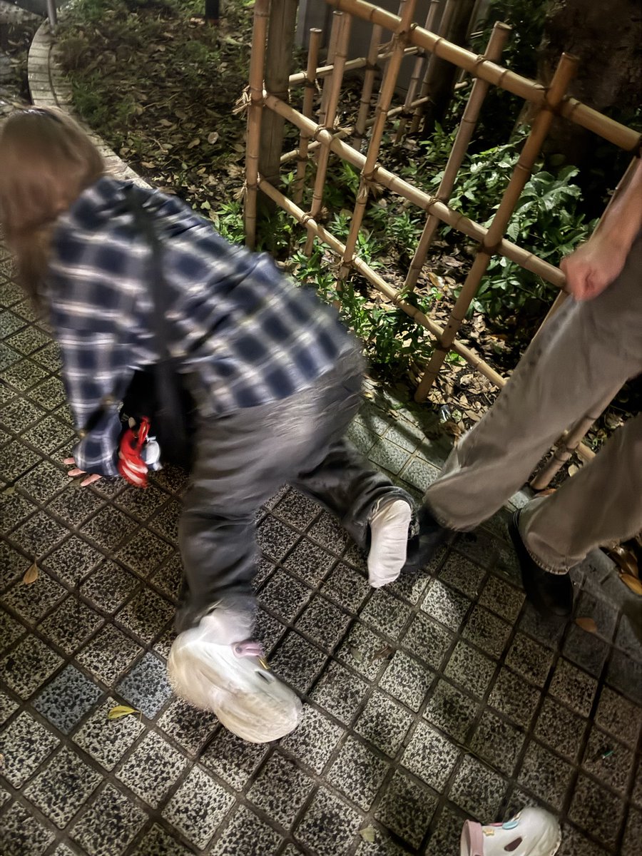 oy___777's tweet photo. しぬ https://t.co/v9uU1fwudC