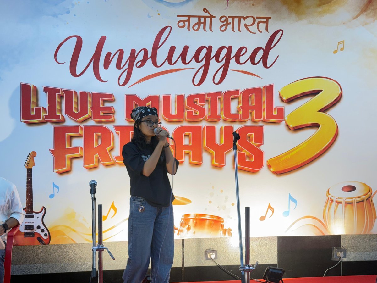 NamoBharatDelMT's tweet photo. And that’s a wrap on the first show of #NamoBharatUnplugged: #LiveMusicalFridays Season 3!
A Friday filled with great music, good vibes and an amazing audience at Begumpul #NamoBharat Station. Here’s to many more musical Fridays!
#NCRTC #DB https://t.co/8QNIZJYdl6