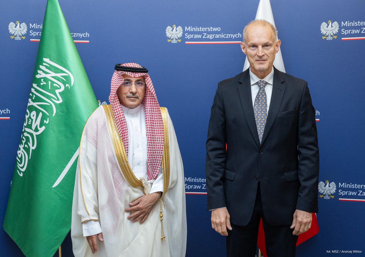 PolandMFA's tweet photo. Warsaw hosted another round of 🇵🇱🇸🇦 Polish-Saudi political dialogue. Consultations between Deputy FM @ZajaczkowskiW and Saud bin Mohammed Al-Sati focused on the security situation in the Gulf region and Central and Eastern Europe, as well as opportunities to further develop bilateral economic and scientific cooperation.