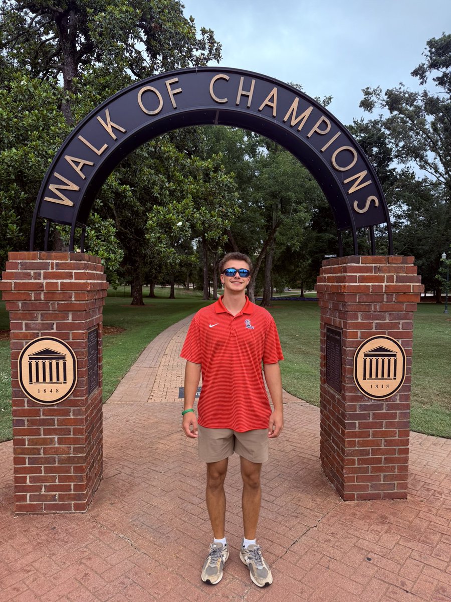 RRizzuti10's tweet photo. Blessed to be back in Oxford this weekend!
@OleMissFB https://t.co/gFZRRyHCVX