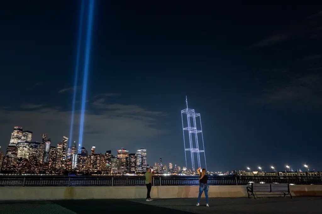 TFC_Official01's tweet photo. 25 years since the 9/11 attacks that took the lives of 2,977 people

We must make sure to never forget the sacrifices the first responders made on that day and the lives lost https://t.co/XlqyEFGH8u