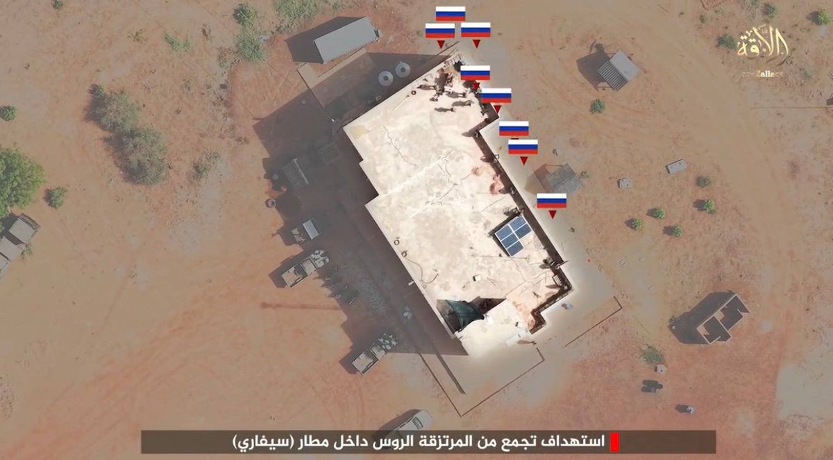 Samake23's tweet photo. 🇷🇺🇲🇱📍Mali : Des images d'une attaque des djihadistes de JNIM contre une base aérienne militaire à Sévéré le 25 avril 2026 montrent la mort de soldats maliens et russes, la destruction de plusieurs véhicules et avions militaires, la fuite massive de soldats, ainsi que l'utilisation par le JNIM d'un grand nombre de drones pendant l'attaque.