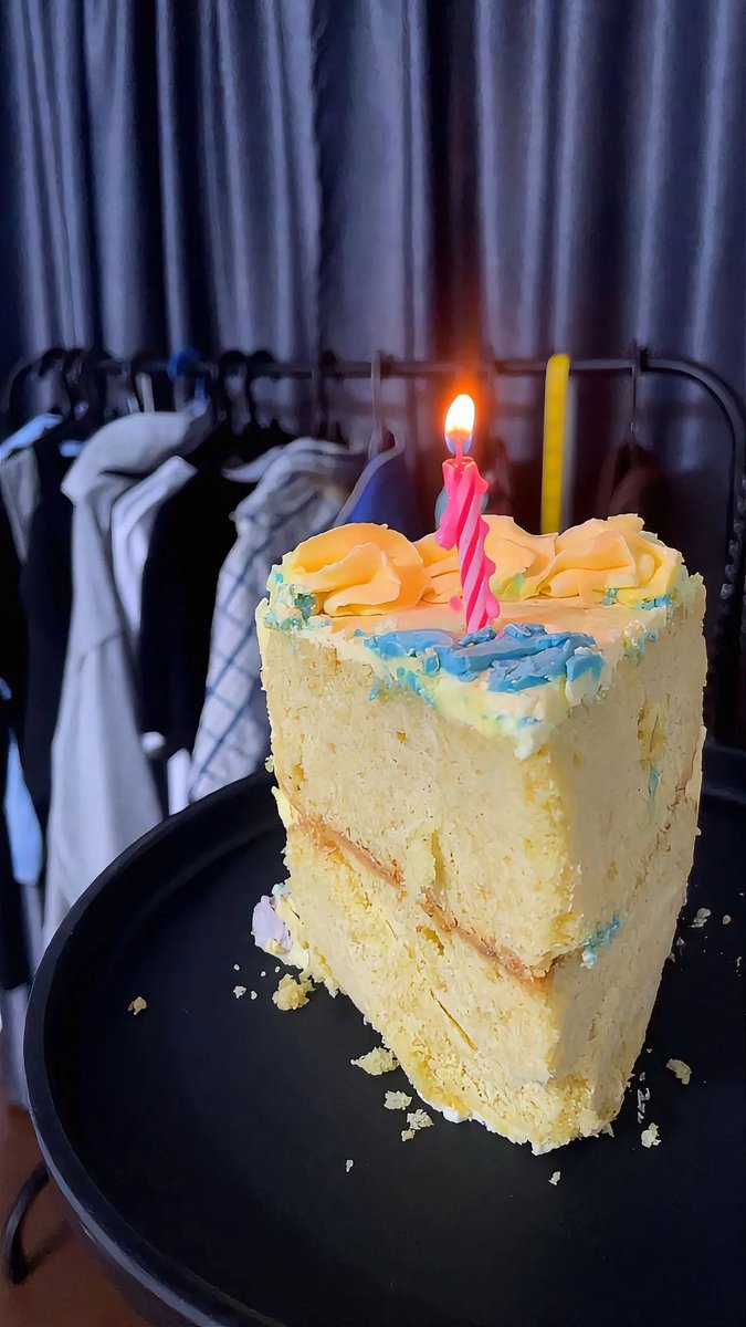 Kokolicious01's tweet photo. Same time, Next year  🎂🥂 https://t.co/K351pB1yiO