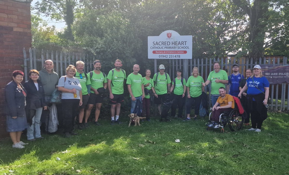 Laticafe's tweet photo. 𝗗𝗲𝗿𝗶𝗮𝗻 𝗛𝗼𝘂𝘀𝗲 𝘁𝗼 𝗦𝗮𝗰𝗿𝗲𝗱 𝗛𝗲𝗮𝗿𝘁

Arrived!

Thank you - to the walkers 🙏

Thank you - to the donors🙏

Thank you - Derian House for your fantastic work, dedication, support and looking after families during the darkest of times 🙏💚 

#wafc #wigan https://t.co/nl9jruf4RZ