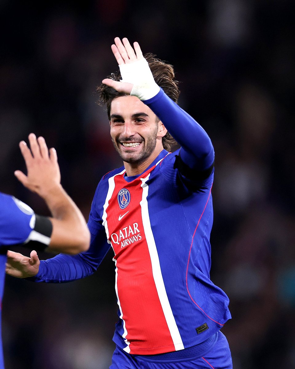 ActuL1_'s tweet photo. 🚨🚨💣 OFFICIEL ! FERRAN TORRES 🇪🇸 EST ÉLU JOUEUR DE LA SEMAINE EN LDC !!! 🤯❤️💙

TRIPLÉ. ⚽️⚽️⚽️ https://t.co/jbMGCtzRrQ