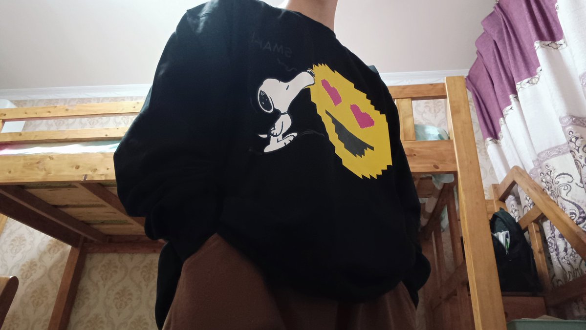 ccctoxh's tweet photo. ootd https://t.co/jeP9QfEcP2