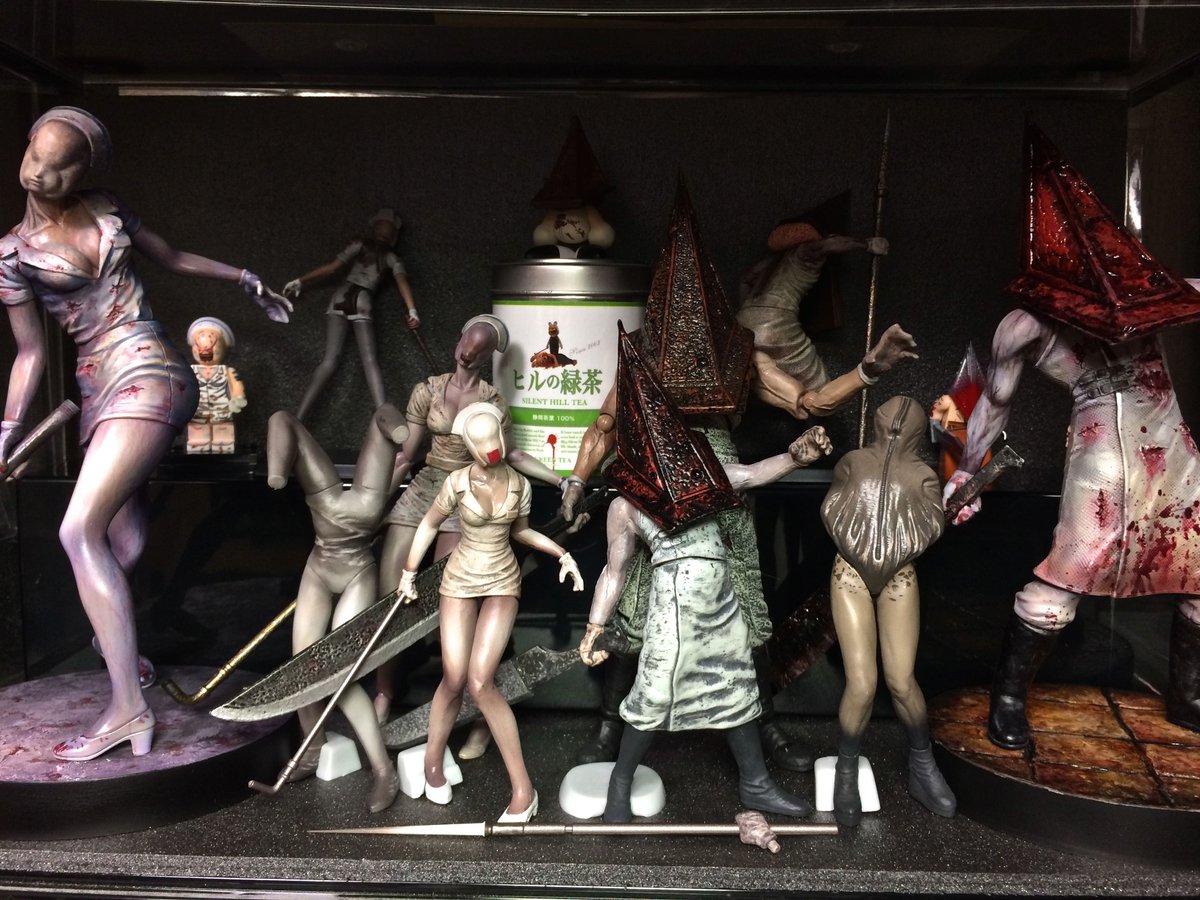 votorakichi's tweet photo. SILENTHILL2 GACHA Mini Figures by TAKARA TOMMY. https://t.co/uUBCVwEw8a