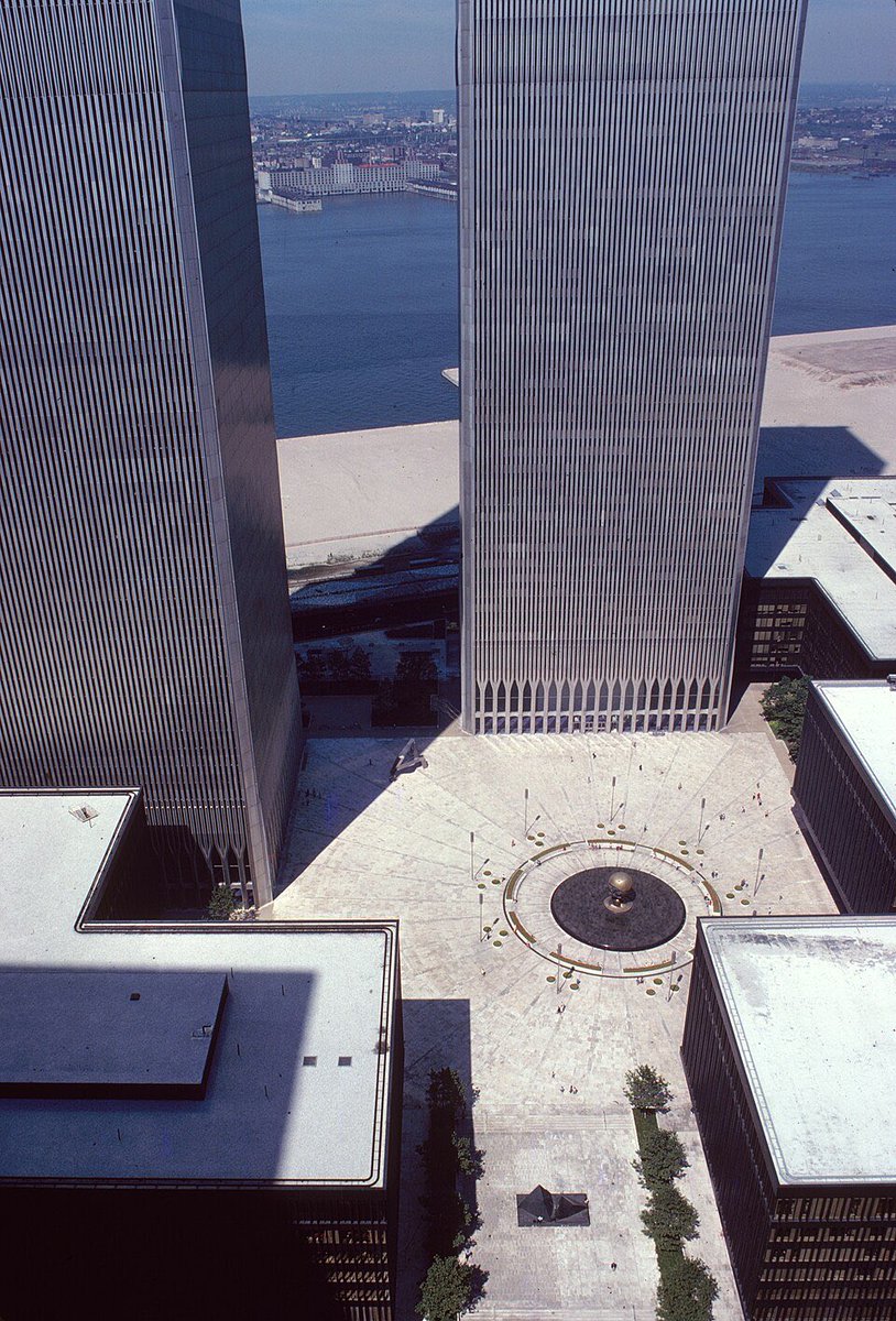 ObscuraSeesAll's tweet photo. Sharing my favorite images of the WTC today https://t.co/CVWVZY3lpt