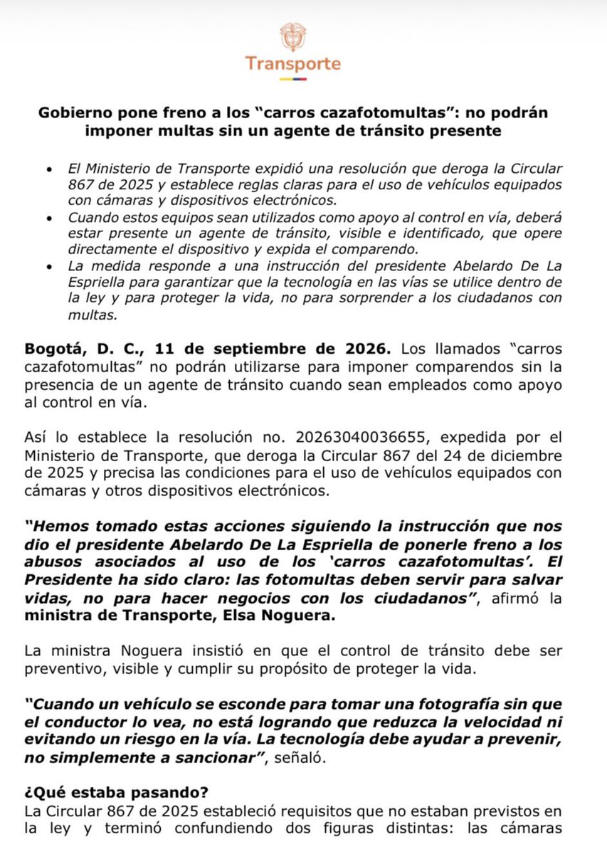 MinTransporteCo's tweet photo. Gobierno pone freno a los “carros cazafotomultas”: no podrán imponer multas sin un agente de tránsito presente. 
Con la decisión se acaban los abusos asociados al uso de estos dispositivos. Las fotomultas deben servir para salvar vidas, no para hacer negocios con los ciudadanos. https://t.co/i4r1AJRzgl