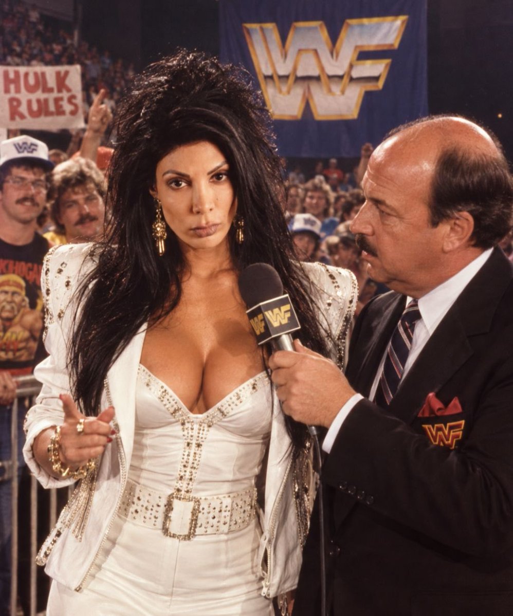 jasminstclaire's tweet photo. As an 80s wrestling manager https://t.co/CoUqsVWI2q