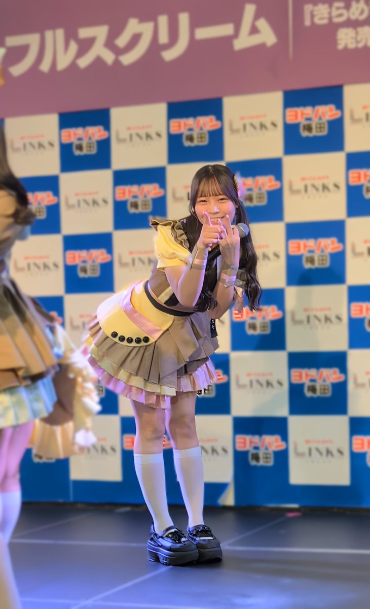 SY58153's tweet photo. ﾂｲﾝﾃｰﾙ至高主義には最高の日でした( TᴖT )♡

いつか見たかったから
めちゃめちゃ嬉しかったᥬ👶🏻ᩤ🩷
興奮してﾅｺﾁｬﾝに伝え忘れた😿

リリイベ沢山思い出作ってくれてありがとう🫶🏻‼️

#みんなのすきなこ https://t.co/YQAXHhONmY