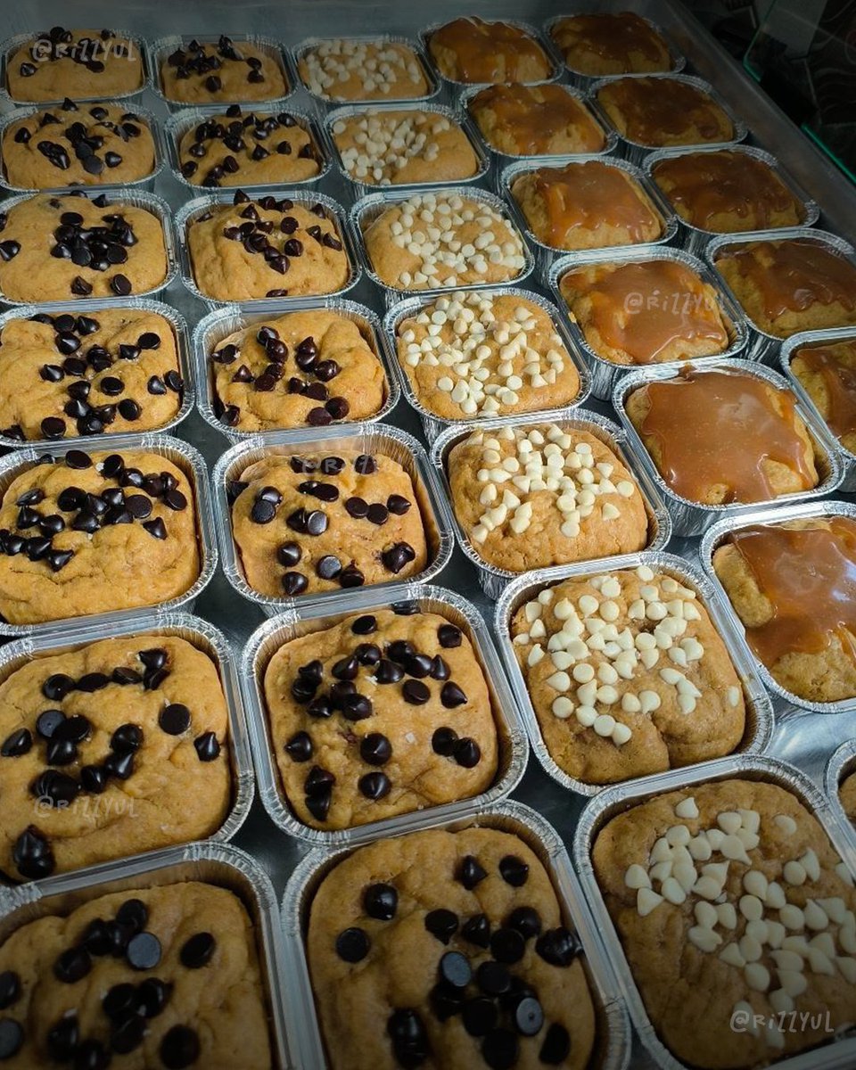 rizzyul's tweet photo. halohhh ges help rt dund

aku open po scoopable cookies (ready hari selasa)
pengirimannya dari harapan indah, bekasi atau tendean, jaksel

ada 3 rasa:
- choco 16K
- cream cheese 17K
- peanut butter + salted caramel 18K

yang minat bole dm yeahhhh xixixi 😉😉 https://t.co/HI6HTFlbaK