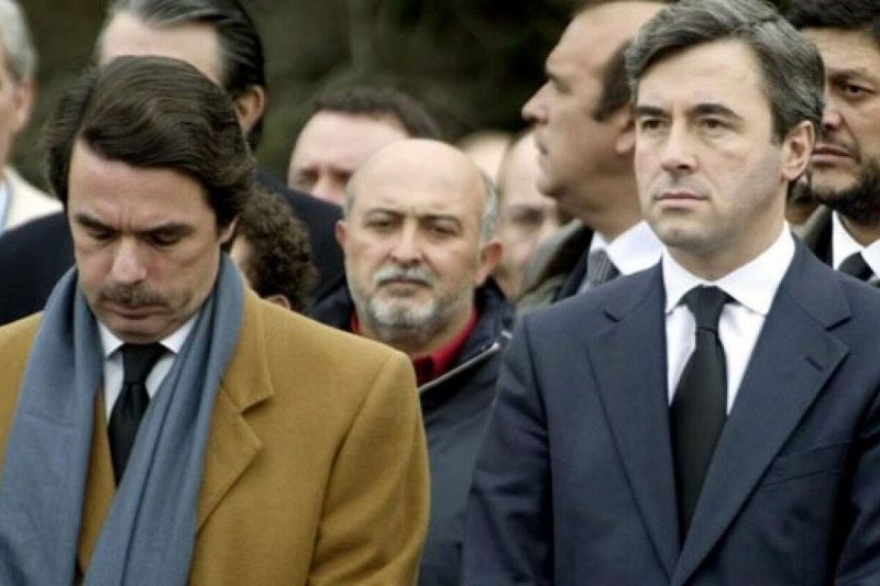 reporterortega's tweet photo. En las Generales de marzo de 2004 el Gobierno de Aznar no nos permitió votar a los más de 20.000 estudiantes de Erasmus que residíamos fuera de España.  Por lo que sea el Supremo no vio entonces que aquello afectara al resultado electoral https://t.co/y1hvabIz0J