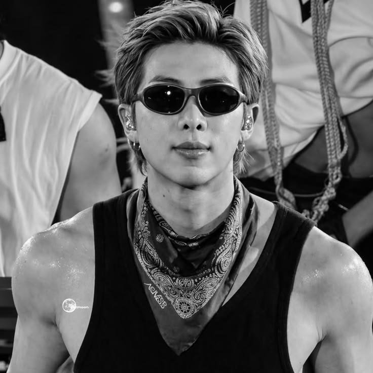 RadyhHady92650's tweet photo. :)💘تولدت مبارک بابایی نازم
HAPPY NAMJOON DAY
NAMJOON OUR INSPIRATION 
 #HAPPYRMDAY
 #HappyBirthdayRM
 #JoonieverseDay https://t.co/A4au32r6x6