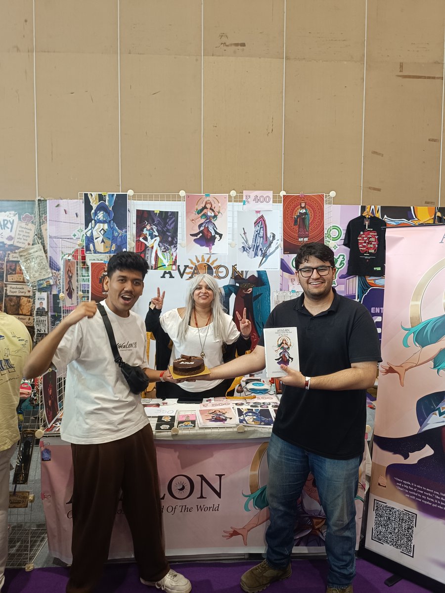 AuthorAtish's tweet photo. It has been a while, Twitter...or should I say X. A lot happened while I was away. And there is so much I want to talk about, so let's begin with how I am now a writer who has completed his first book, had it printed, taken it to two Anime Cons in India, and sold 50+ copies. https://t.co/7wkAgHQQ7Y