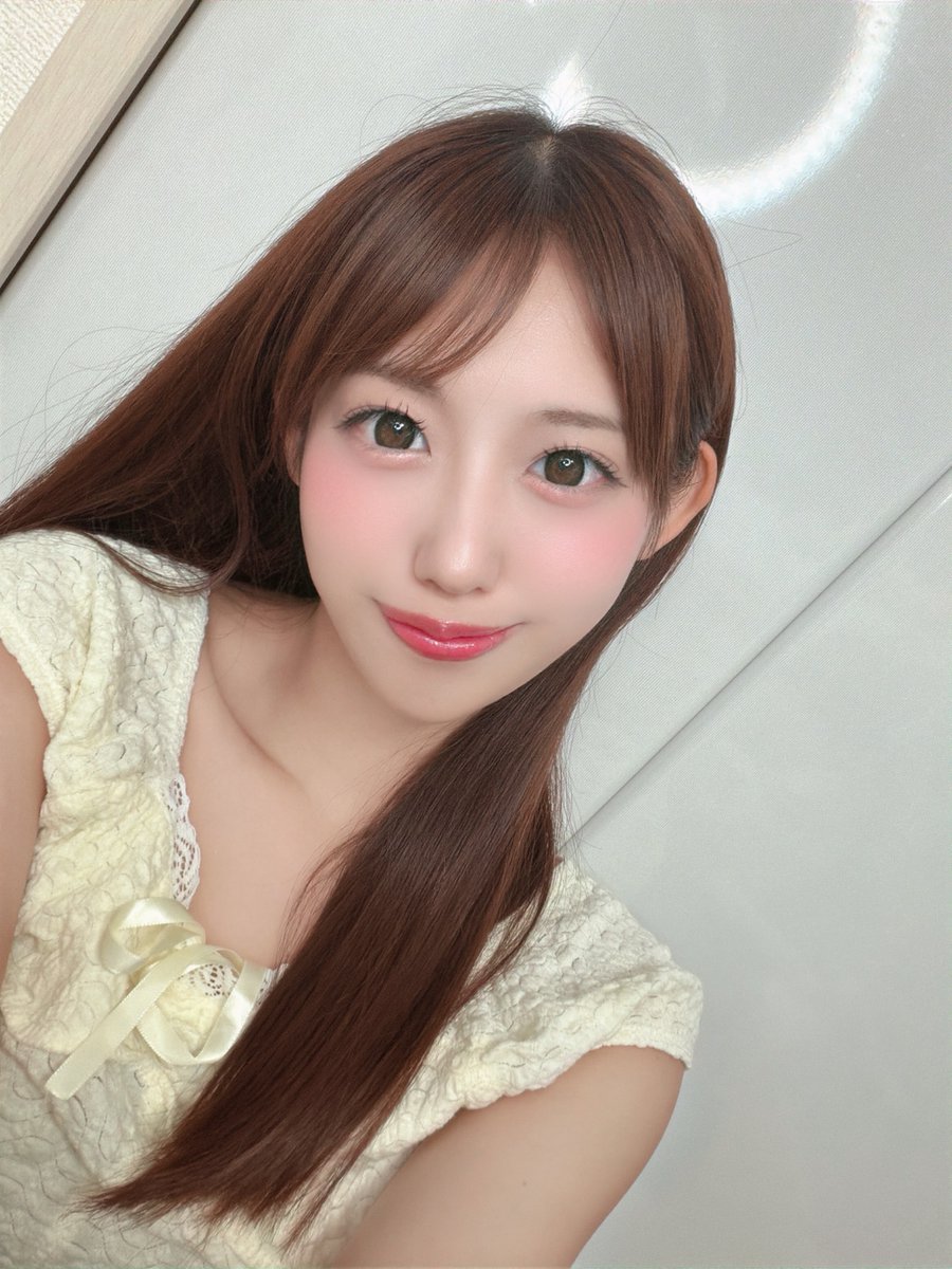 0916_natsumi's tweet photo. おでこ見えてるのも可愛い？♡

おはよ！ https://t.co/Pp1yt0fi2f