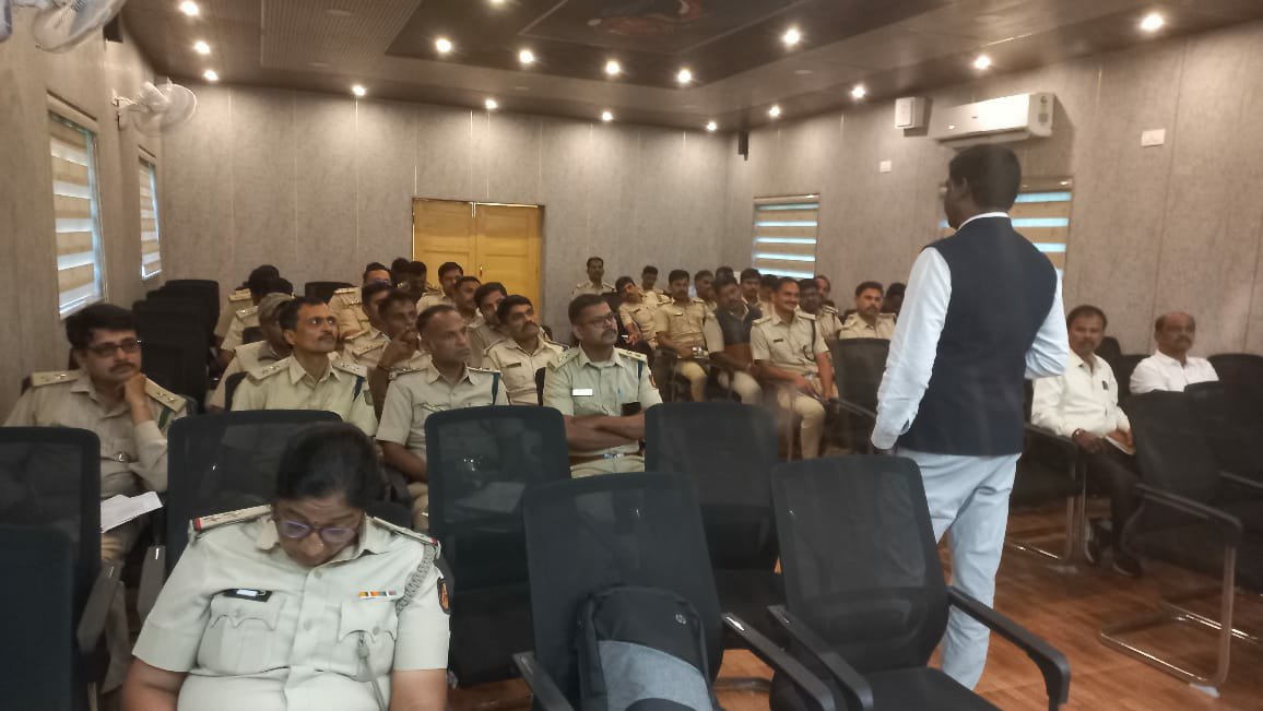 WCCBHQ's tweet photo. WCCB SR conducted 2-Day Capacity Building Training Programme at Kali Tiger Reserve, Karnataka, on 09–10 Sept. 2026, with participation of 71 Forest &amp; Police officials. Programme covered wildlife crime detection &amp; mock crime scene investigation. @kali_reserve @moefcc https://t.co/iIZnYKCCRv