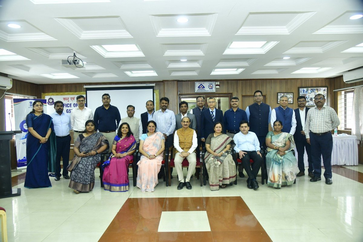 cgstblrzone's tweet photo. 📍 Mysuru | 11.09.2026

Glimpse of Zonal Review Meeting chaired by Shri Sanjay Mangal, Zonal Member, CBIC, with senior officers of Bengaluru CGST Zone and an interactive engagement with the taxpayers. https://t.co/YkRcNbfVco