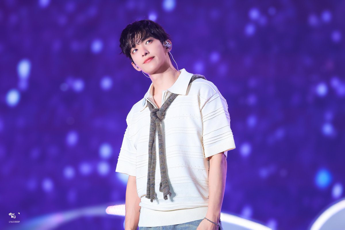 dwkg0218's tweet photo. 🫧 🫧 🫧
　🫧 🫧
　　🫧
　　　✨
　　　　🤍

#도겸 #이석민  
#ドギョム #DOKYEOM  
#세븐틴 #SEVENTEEN https://t.co/Z8qjfyOJYm