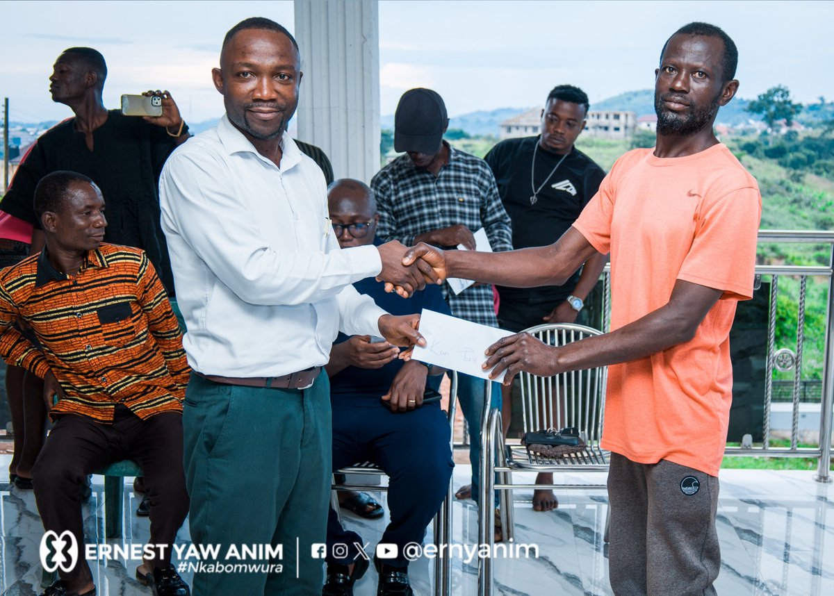 ernyanim's tweet photo. My commitment is simple: to ease the financial burden on our students and parents, and to ensure that no student in Kumawu is left behind because of financial challenges. https://t.co/gCiC7ueKSJ