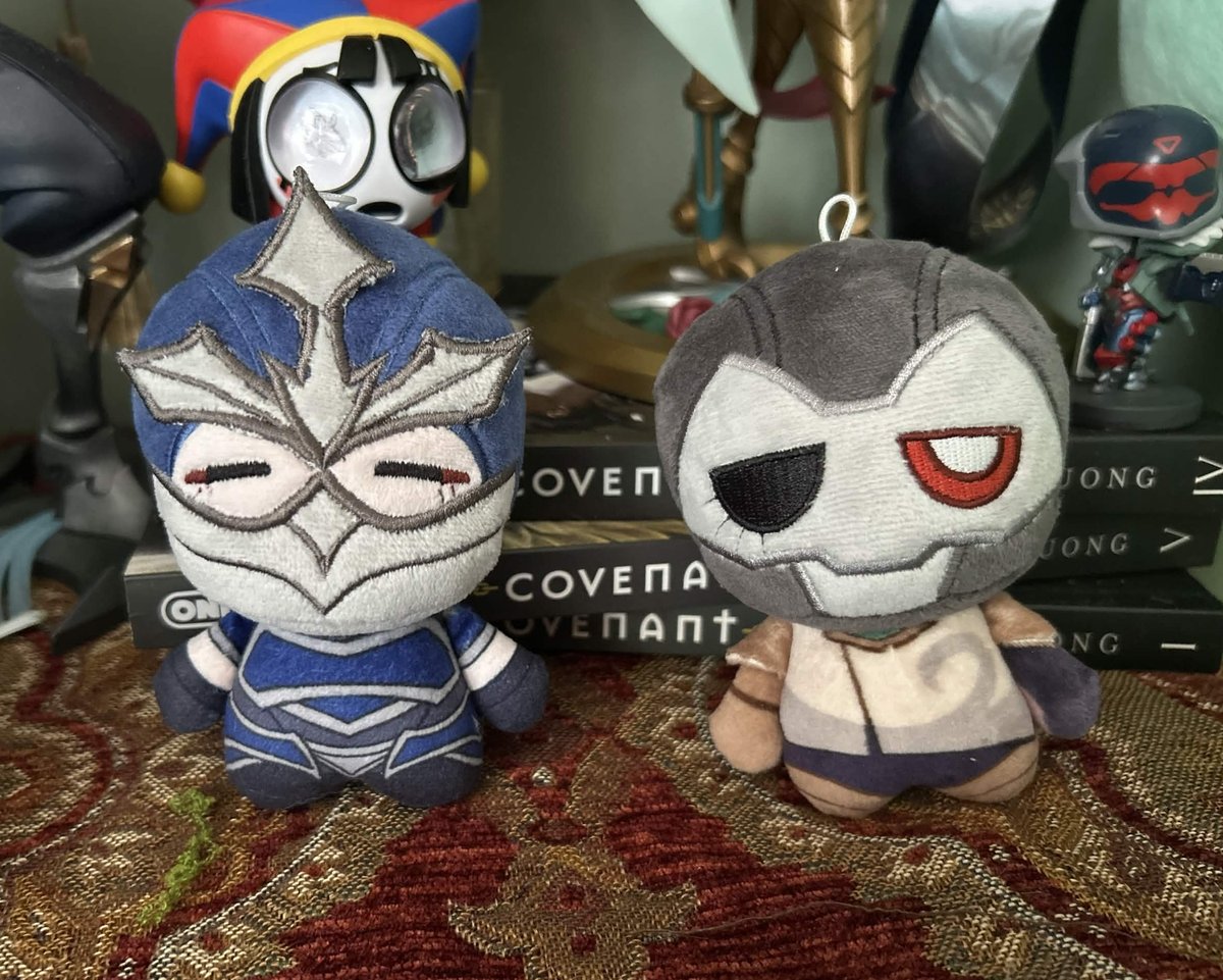 bekkomi's tweet photo. Jhin and Shen plush pre-orders are here!! 
There will be a giveaway. Please read the information in the link!

Ends on Oct 15th
🪷⚔️:https://t.co/NHxW7SS84v https://t.co/MFtyz9QrPe