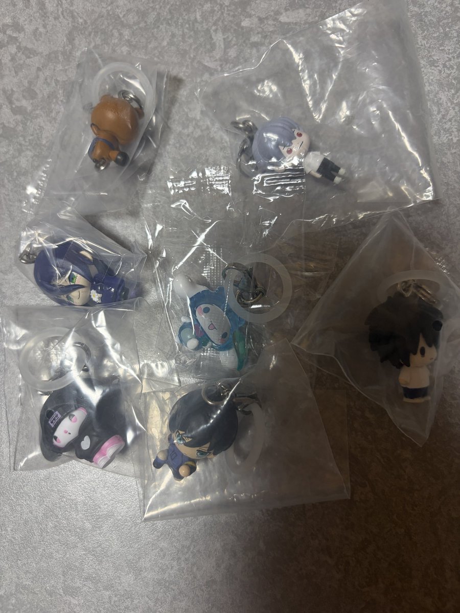 soramaru0203's tweet photo. めじるしアクセサリーチャーム
ガチャガチャお譲り

譲 画像

求 定価 or 未所持めじるし

1枚目希望の方
3枚目から2点or4枚目から1点

2枚目希望の方
3、4枚目どちらかから1点

3、4枚目は単品でお譲り可能です
よろしくお願いいたします🙏 https://t.co/OzJ0IlpJtW