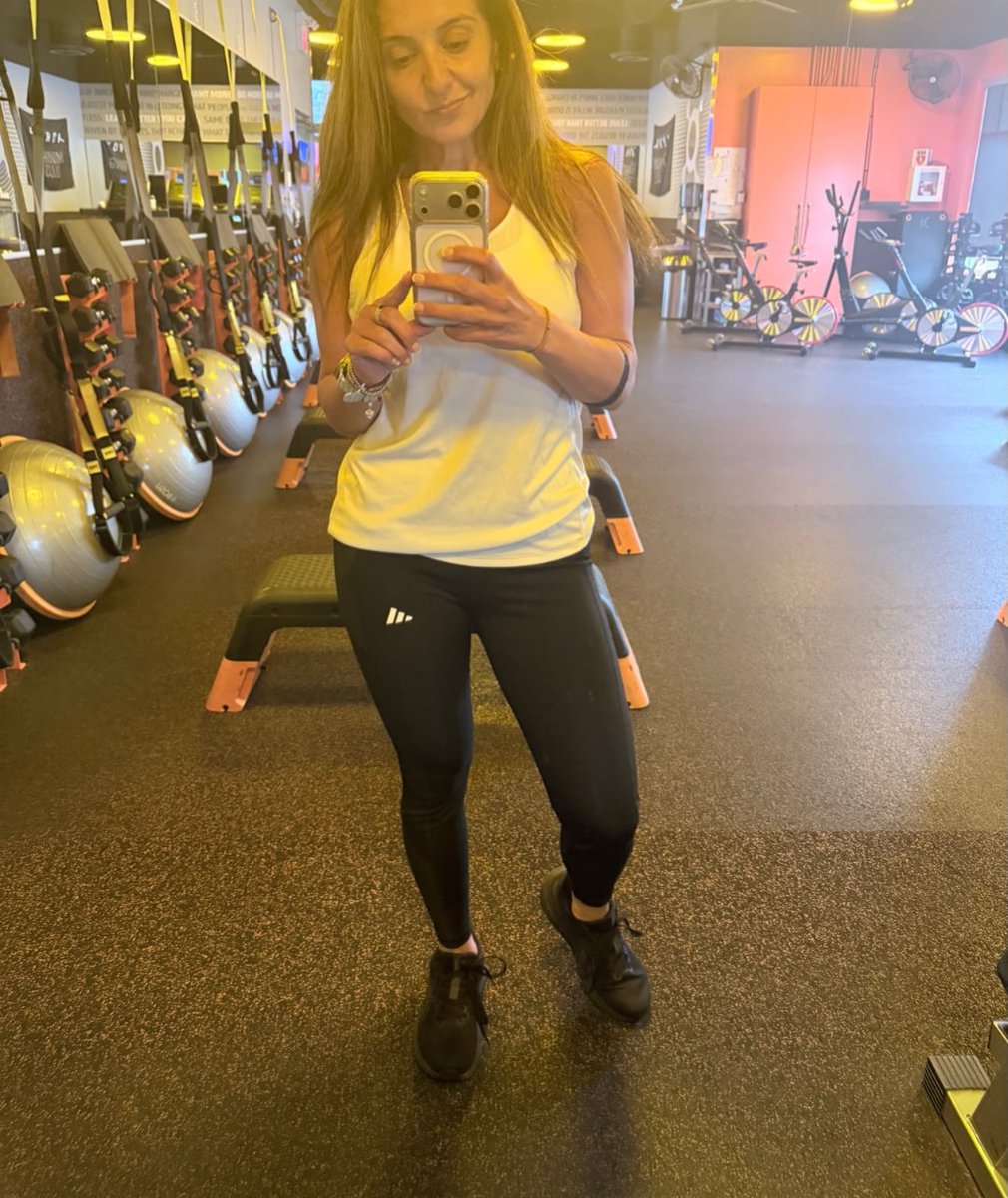 HannoudMaria's tweet photo. Let's do exercises 💪 https://t.co/mGqZLP1RPG