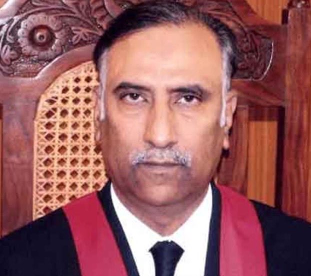 drkodda's tweet photo. فوج نے اپنے دونوں مہرے میدان میں اتار دیئے ہیں 
اب دیکھنا یہ ہے کون کتنی جلدی پراگرس دکھاتا ہے https://t.co/0mXh6JlwDE