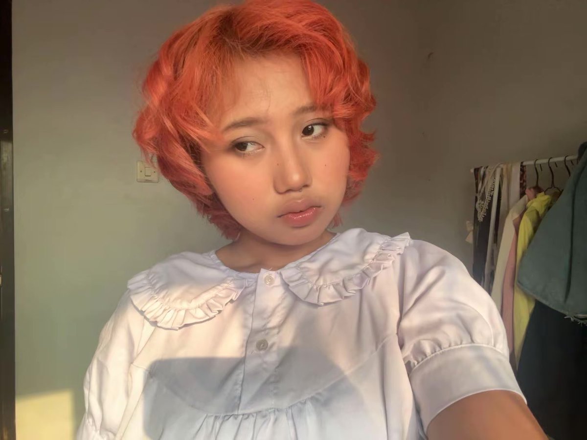 badubidubi's tweet photo. ak bisa cosplay emma the promised neverland jirr https://t.co/WsamYfjCOm