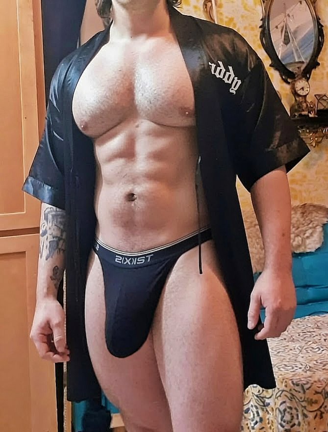 dvarovalentin's tweet photo. Have you been a good boy for Daddy this week https://t.co/1g4EaIX4C5