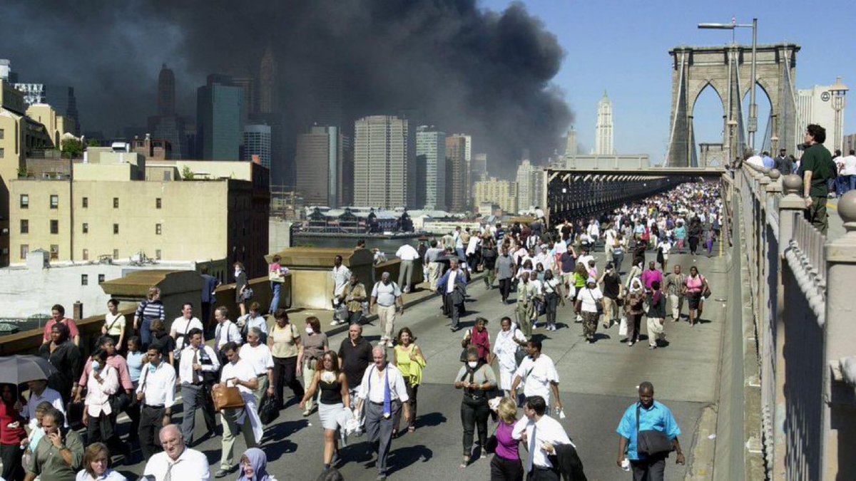 AlertaNews24's tweet photo. 🇺🇸 || 🇺🇸 9/11 - 25 AÑOS DESPUÉS: https://t.co/F4URHUelh4