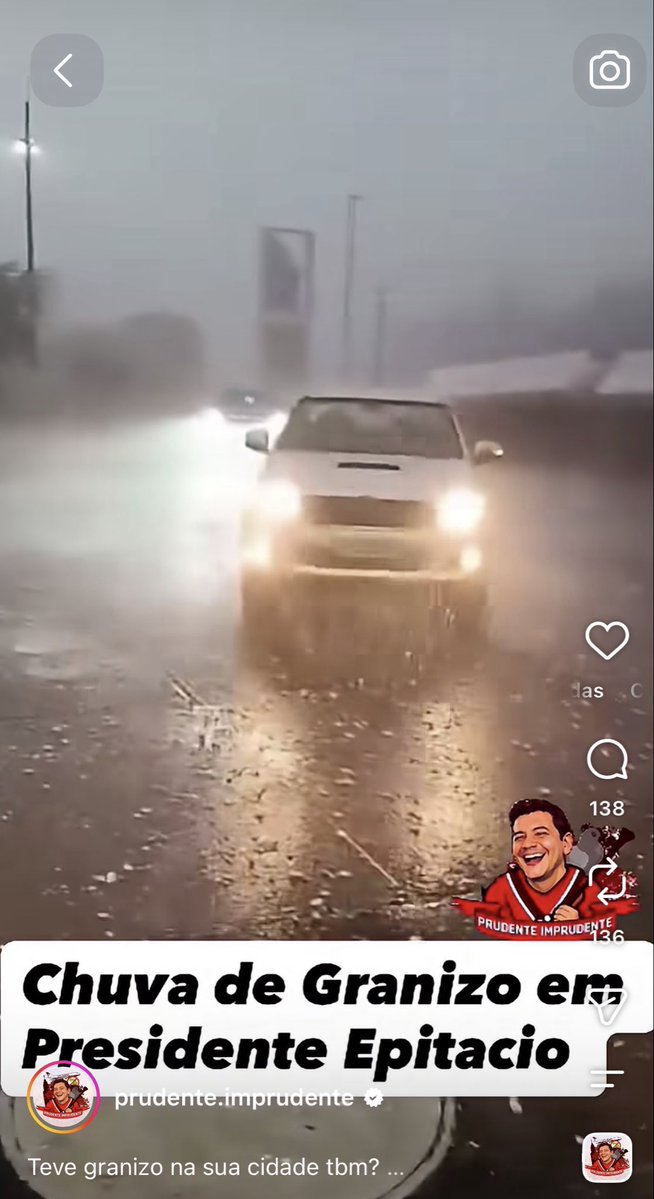 AlexandreWerr's tweet photo. @Phill_Liep Na fronteira do MS com SP choveu granizo com força. Chegou a quebrar os vidros nos certos na rodovia. https://t.co/J6y3HroXdR