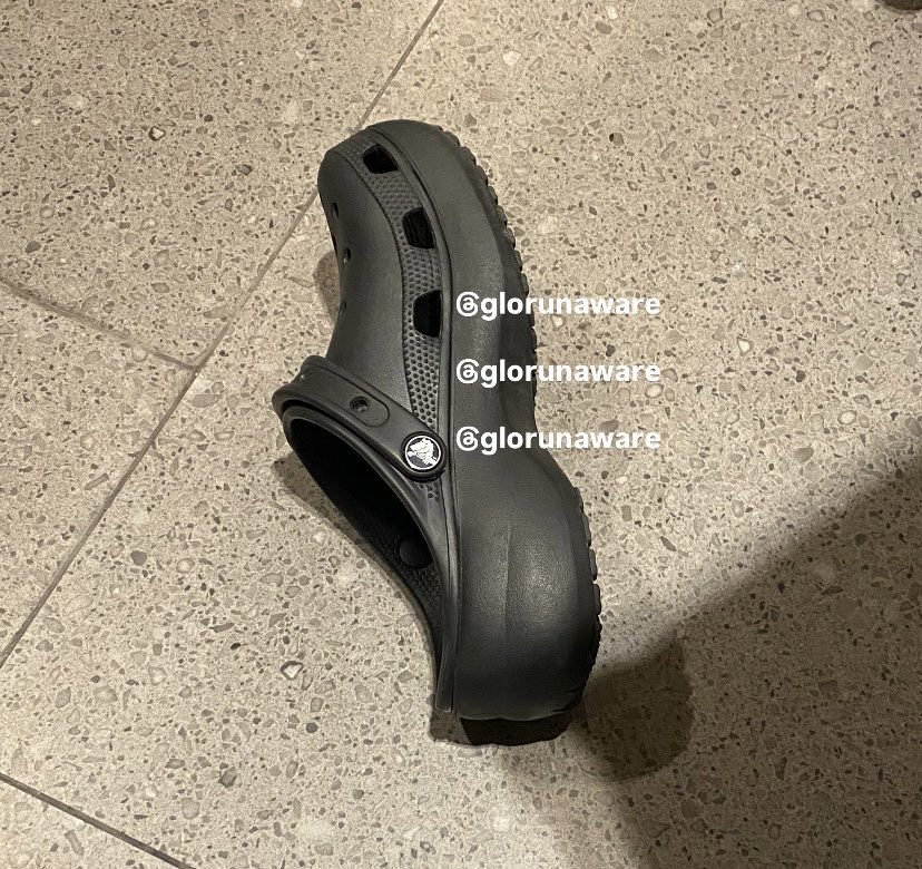 glorunaware's tweet photo. ส่งต่อ crocs platform สีดำ w8 ค่ะ 💖
ใส่ไม่กี่ครั้งใหม่มากๆ 1399 ส่งฟรีค่ะ พร้อมโอนลดได้ ของแท้สั่งจากอฟช มีถุงครบ

ผ่อนได้ 5 วัน นัดรับได้ค่ะ

#ส่งต่อcrocs #รองเท้ามือสองของแท้ #เสื้อผ้ามือสอง #ส่งต่อรองเท้ามือสอง #ส่งต่อรองเท้า https://t.co/h2DIJZ7qXz