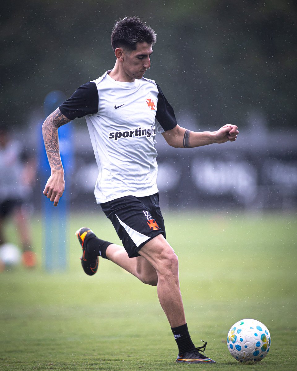newscolina's tweet photo. Alan Lescano foi relacionado para a partida contra o Grêmio.

📰 @PodCruzmaltino 
📷 Matheus Lima https://t.co/eIBoeAqc1G