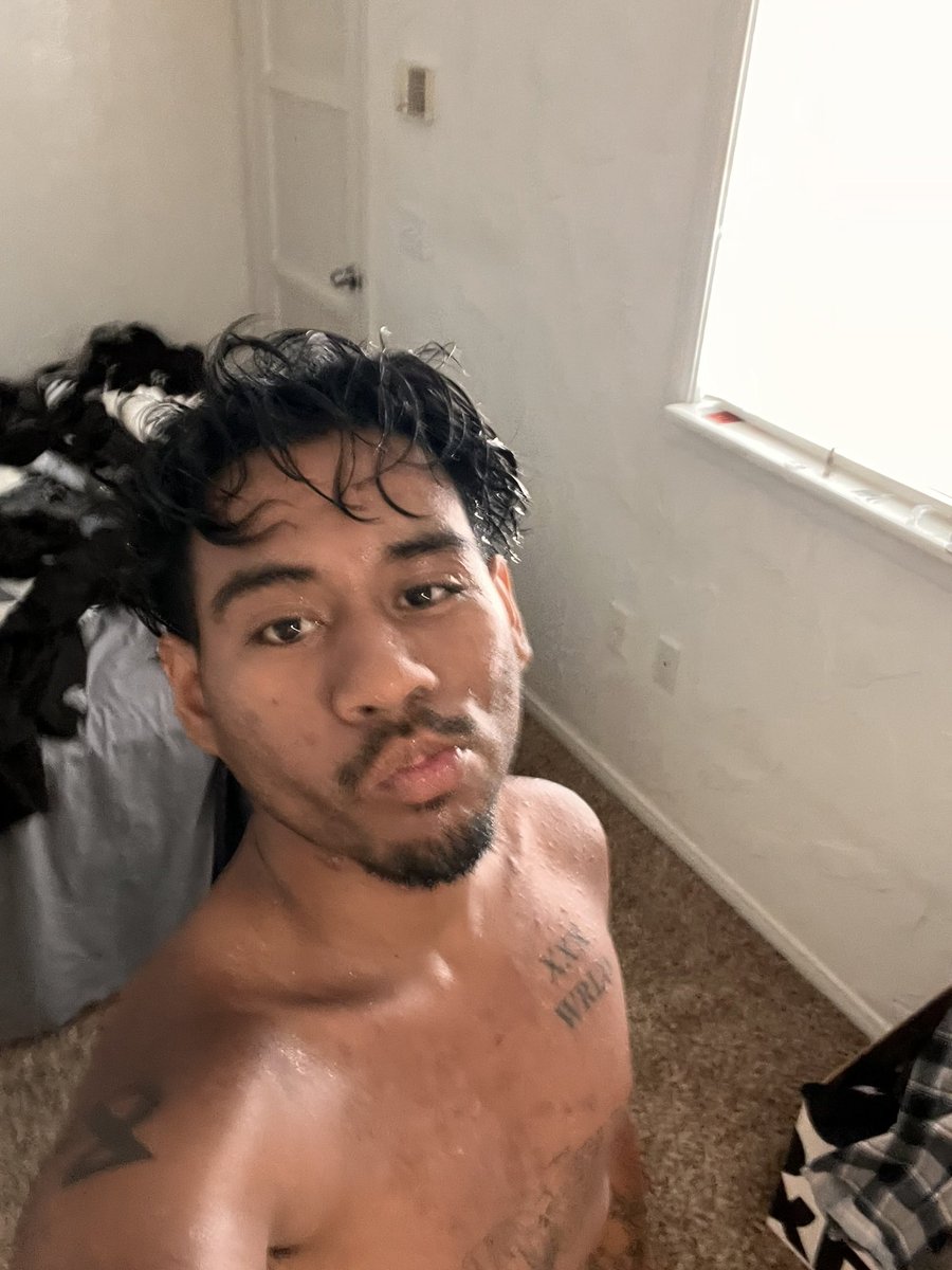 fanservice760's tweet photo. Cum shots, Customs, Rates and Private 1 on 1's 

Come check me out https://t.co/P2GraNmqDw