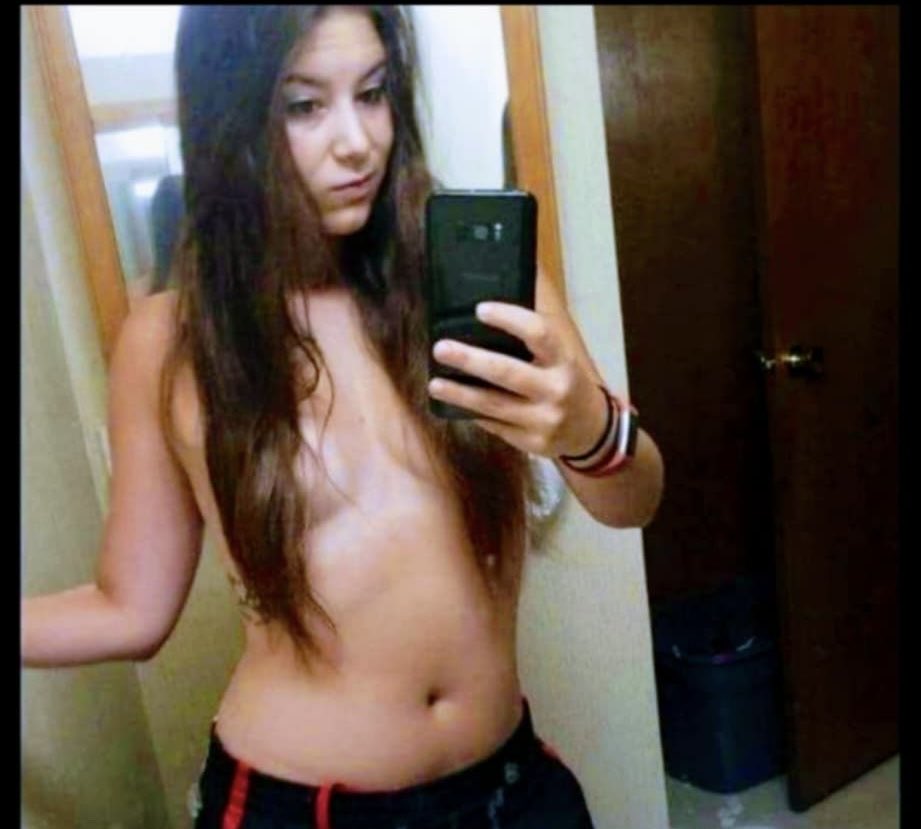 gfsda24563's tweet photo. Look at Courtney, his cuck boyfriend wants to expose his bitch to us, let him know how bad you want to fuck to his bitch #nsfw #chudai #cuck #cuckold https://t.co/ivkAIFytQM