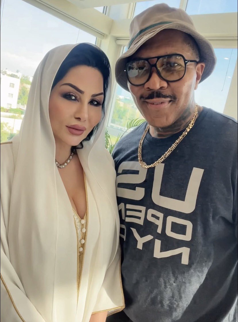 Rayanxxcc's tweet photo. الهرمون مولللع وش الحل؟ 🙈🔥♠️ اللي عنده حل يجي خاص 🙈

#ديوت_بدويٌّْ https://t.co/WWJkrwFbNC
