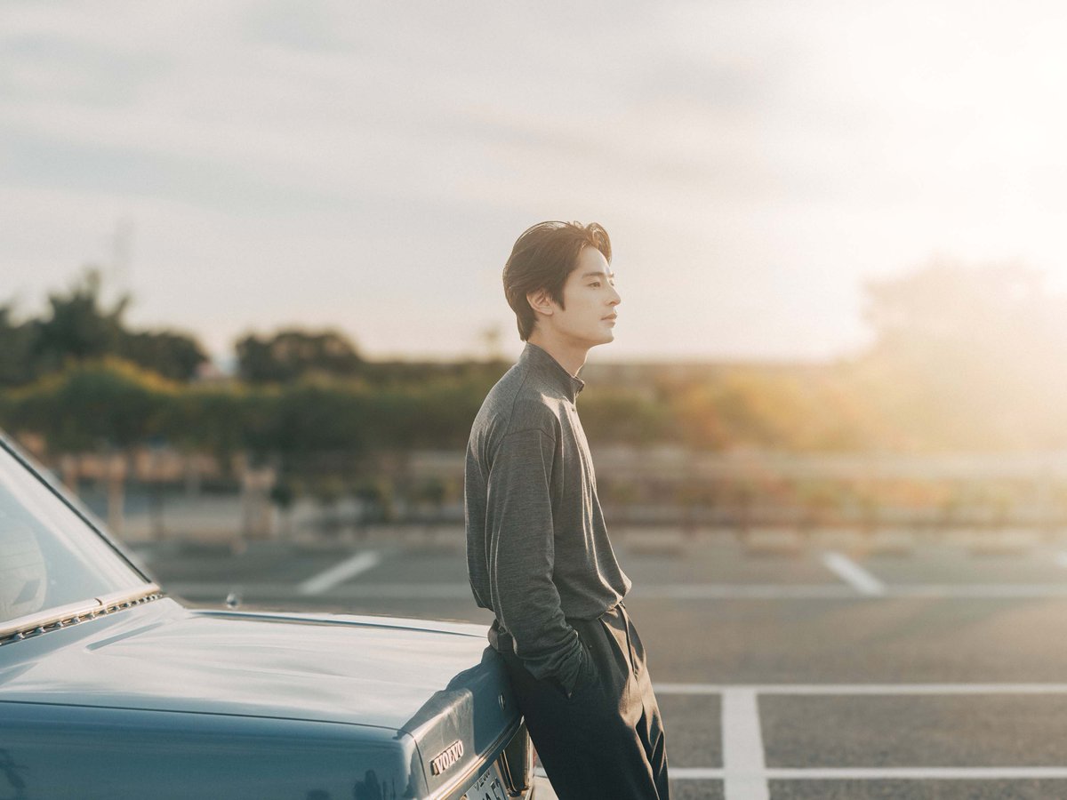 subemayo_movie's tweet photo. ✦·.⋆⋆⋆ 
映画『#すべて真夜中の恋人たち 』
　　　新場面写真解禁！🌙
　　　　　　　　    　　　　⋆⋆⋆.·✦

それぞれの人物像や
人間模様が淡い光のなかで
浮かび上がるような
新場面写真を解禁📸

冬子の高校時代の友人・典子(#深川麻衣)や、聖と微妙な関係の大橋(#塩野瑛久)の姿も🌟

主演 #岸井ゆきの 共演 #浅野忠信
監督・脚本  #岨手由貴子 
原作 #川上未映子
映画 #すべて真夜中の恋人たち
#すべまよ
𝟏𝟏.𝟏𝟑(𝐅𝐫𝐢)𝐑𝐨𝐚𝐝𝐬𝐡𝐨𝐰🌃
https://t.co/YVckHLLT6c
@fukagawa_staff @akihisa_shiono