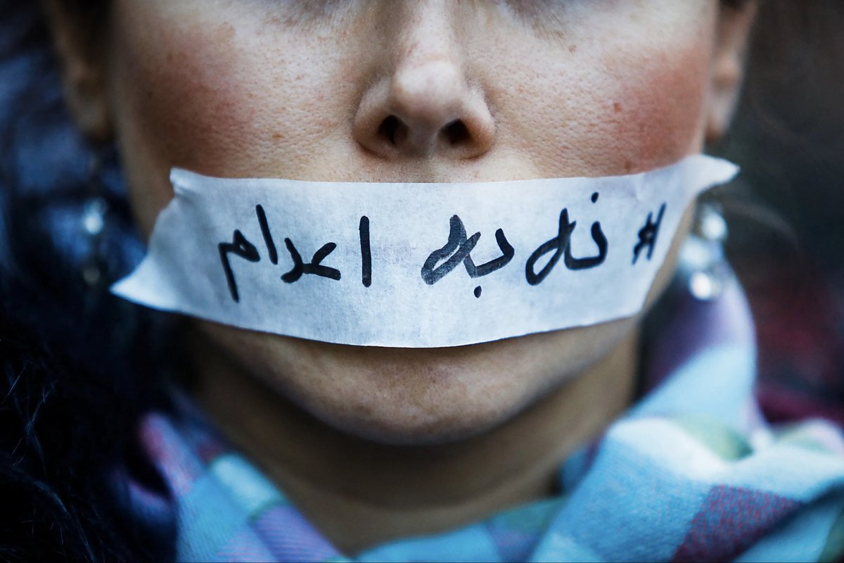 hrw_fa's tweet photo. کمپین اعدام غیر‌قانونی و ادامه‌دار علیه معترضان

«دیده‌بان حقوق بشر» و «بنیاد عبدالرحمن برومند برای حقوق بشر در ایران» امروز گفتند مقامات ایران به شکل هفتگی و به طرزی غیرقانونی معترضان و مخالفان سیاسی را اعدام می‌کنند، اقدامی که حمله‌ای بی‌وقفه به حق حیات است. https://t.co/JK4QBFJX51