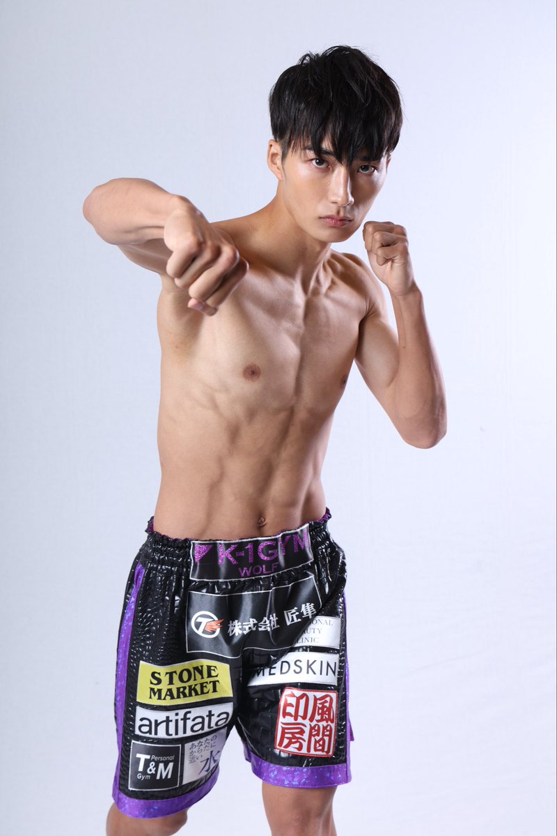 rui912912's tweet photo. FIGHT DAY！！！！！

22歳になりました。今日は最高な日にするぞ！ https://t.co/mNNtIInmKs