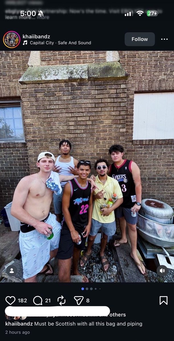 BurnerTJustice's tweet photo. Caption of the year https://t.co/UA6Tlg0pVb